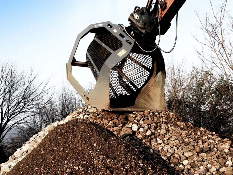 CM Screening Bucket in Use