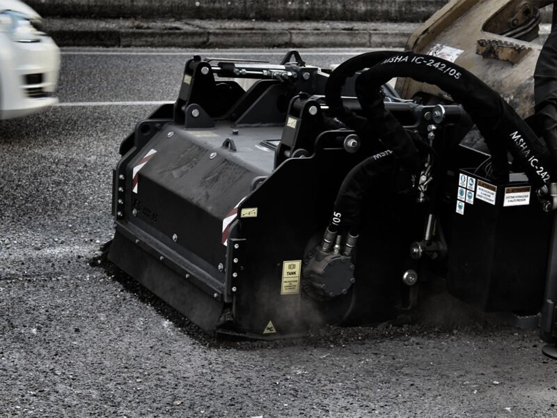 Ceļu frēze lietošanā